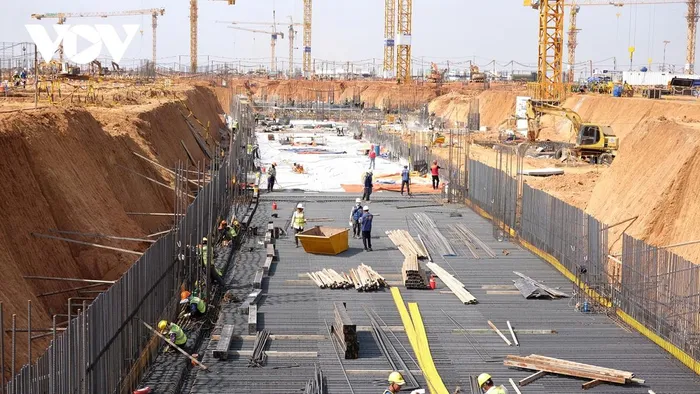 Dịp Tết Nguyên đán sắp tới, Liên danh nhà thầu sẽ tăng cường nhân công và máy móc để gia tăng tốc độ thi công xuyên Tết