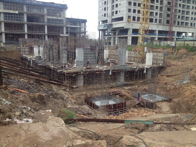 khu-do-thi-ngoai-giao-doan-thanh-dai-cong-truong-6 Nhiều chung cư đang thi công hầm và đổ sàn các tầng 1,2